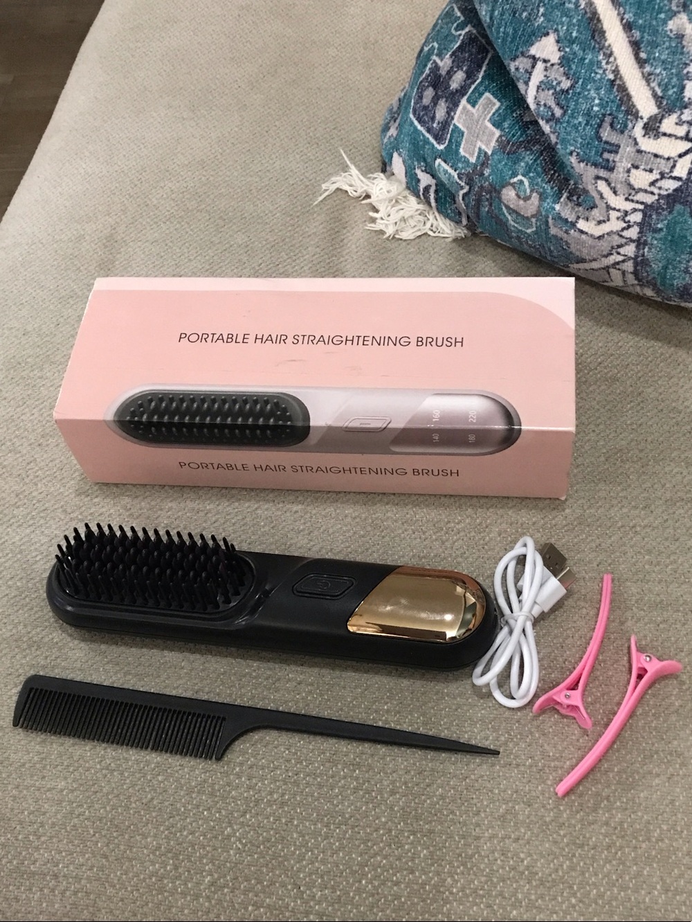 Portable Black & Gold Hair Straightening Brush